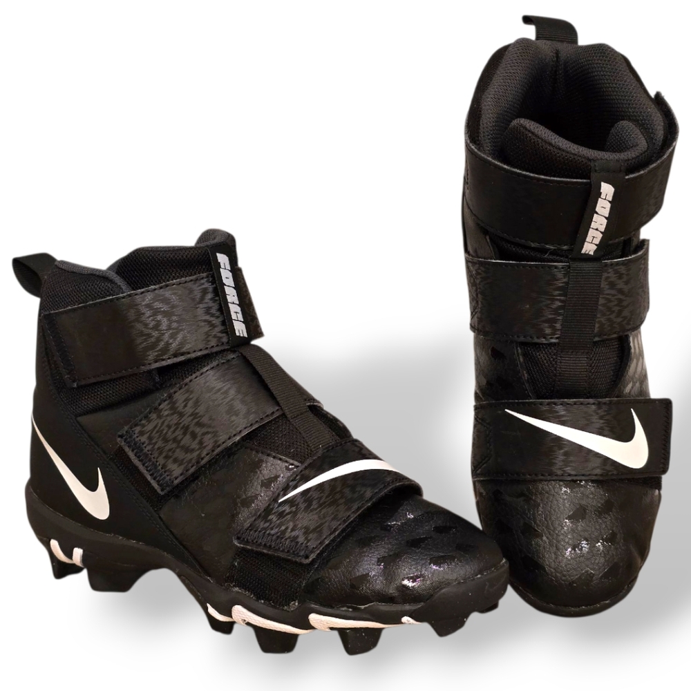 Nike Force Savage 2 Shark Black Football Cleats Size Youth 5.5Y